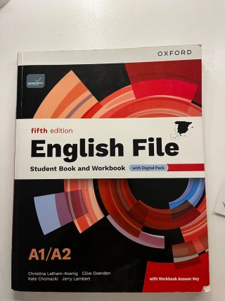 Libro de inglés English File A1/A2
