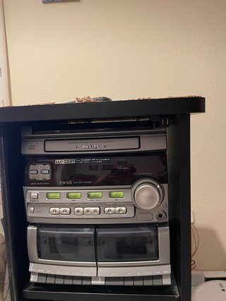 Cadena de música Philips con mueble