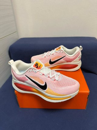 Nike Vomero 18 NUEVAS