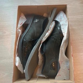 Mocasines negros con cordones