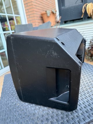 2 Altavoces Yamaha MSR-100 con funda y soporte K&M