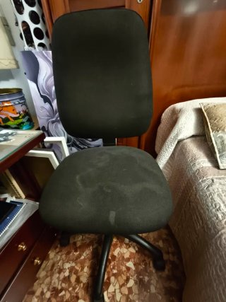 Silla de escritorio negra