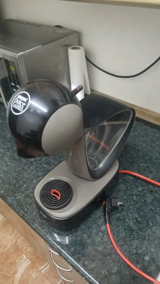 Cafetera Nescafé Dolce Gusto Negra