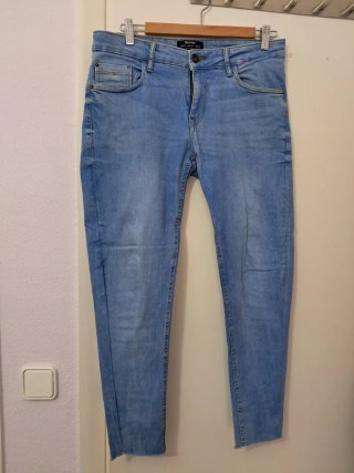 Pantalón vaquero Bershka azul Talla M