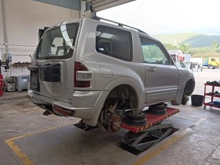 Despiece completo MITSUBISHI MONTERO (V60/V70)