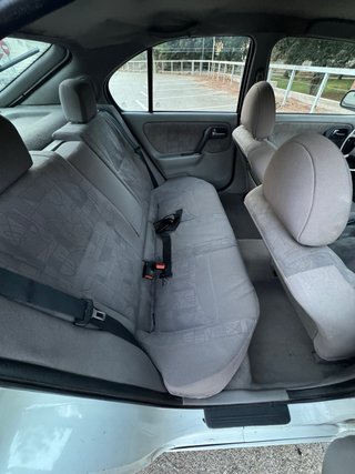 Nissan Primera 2000