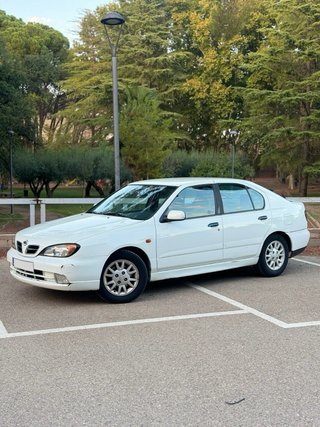 Nissan Primera 2000