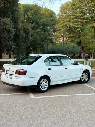 Nissan Primera 2000