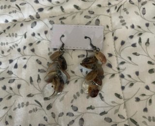 Collares y pendientes de cuentas