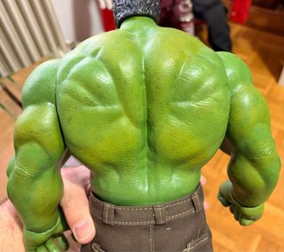 Figura Hulk copia de Hot Toys 1/6 Repintado