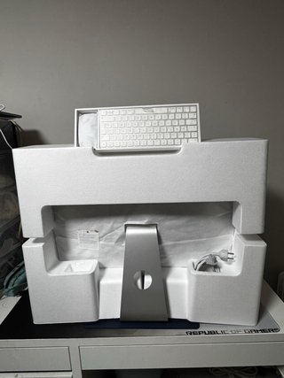 iMac 27 6C/8GB/1TB/RP5300
