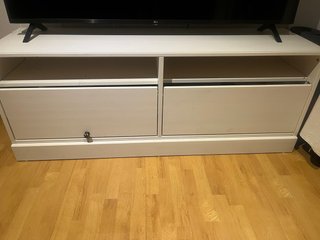 Mueble TV IKEA blanco madera