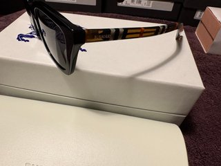 Gafas de sol BURBERRY blancas