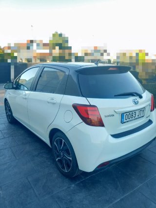 Toyota Yaris  Feel  2016