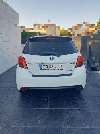 Toyota Yaris  Feel  2016