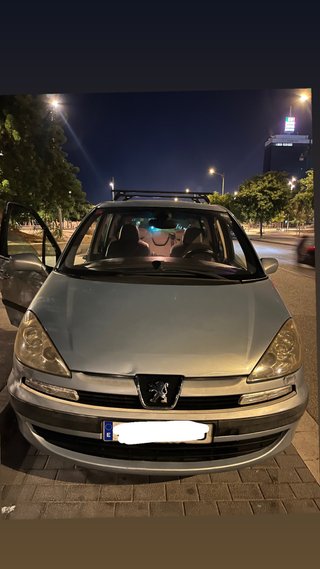 Peugeot 807