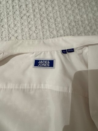Camisa blanca niño Talla 10-12 años. 2 usos