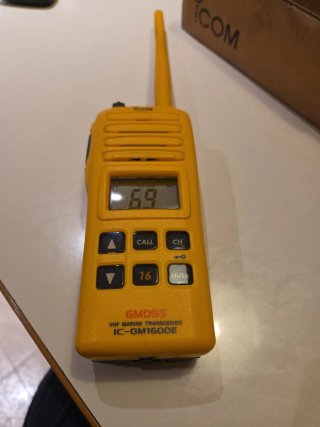 Emisora VHF ICOM IC-GM1600E GMDSS