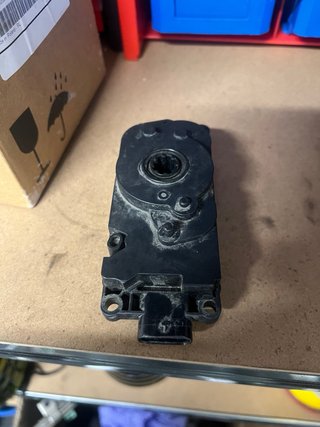 Motor persiana BMW G20 G21