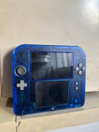 Nintendo 2DS Blu Trasparente + Caricatore