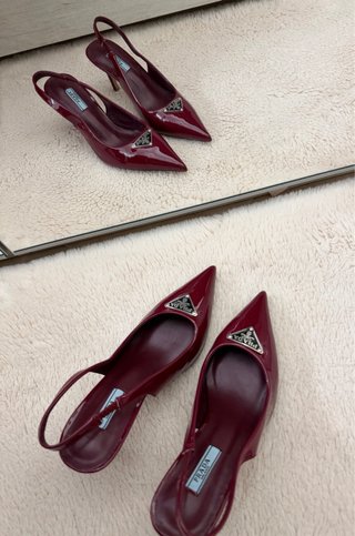 Tacchi Prada Rossi Vernice Slingback