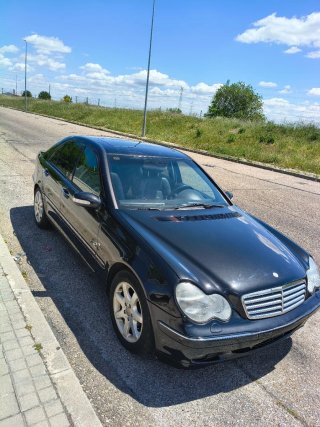 Mercedes-Benz Clase C 2001
