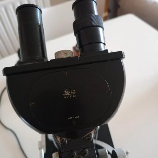 Microscopio Petrográfico E. Leitz Wetzlar