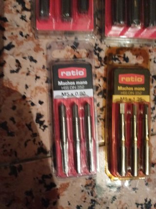 Lotto di 4 maschi per filettatura Ratio HSS DIN 352