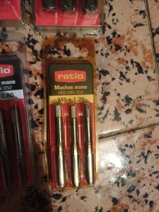 Lotto di 4 maschi per filettatura Ratio HSS DIN 352
