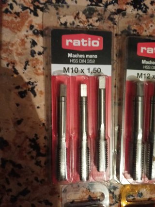 Lotto di 4 maschi per filettatura Ratio HSS DIN 352