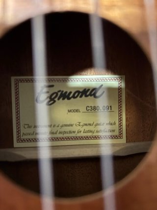 Ukelele Egmond con funda Cibeles