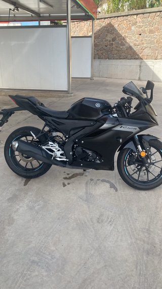 Yamaha R125 2025 • único dueño • Garantía 2029