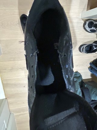 Nike Air Force 1 negras sin cordones