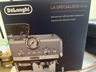 Cafetera Espresso DeLonghi La Specialista