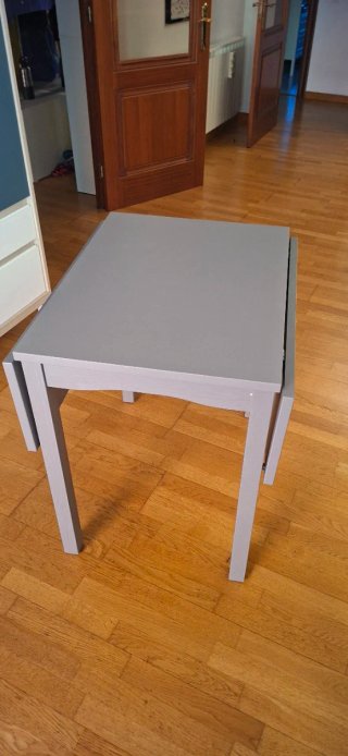Mesa Hauga gris plegable 55/82/109x74cm