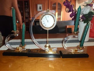 Set 2 Candelabros Acrílico con Reloj