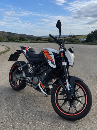 KTM Duke 125 2015