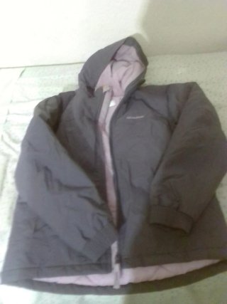 Cazadora Quechua con capucha rosa/lila