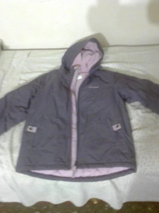 Cazadora Quechua con capucha rosa/lila