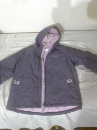 Cazadora Quechua con capucha rosa/lila