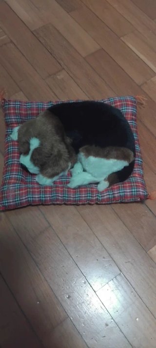 Peluche perro dormido