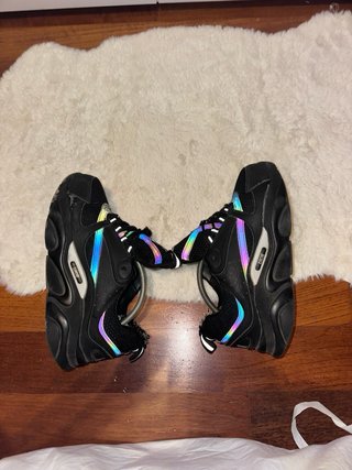 Scarpe nere multicolor