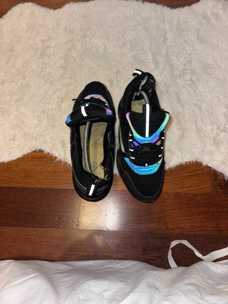 Scarpe nere multicolor