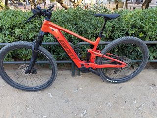 Giant EnergyPak Smart Charger