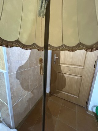 Lámpara de pie antigua