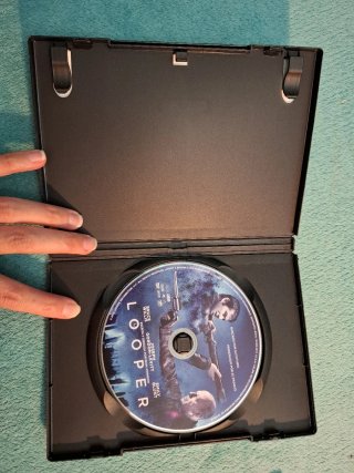 DVD Looper Bruce Willis Joseph Gordon-Levitt