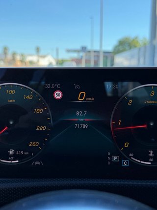 Mercedes-Benz Clase A 200d AMG
