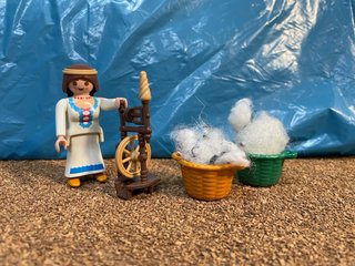 Playmobil Belén Hilandera con Rueda