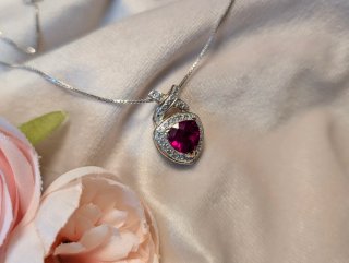Collar Corazón Rojo