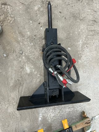 Martillo Hidráulico Mini Cargadora 1.5t